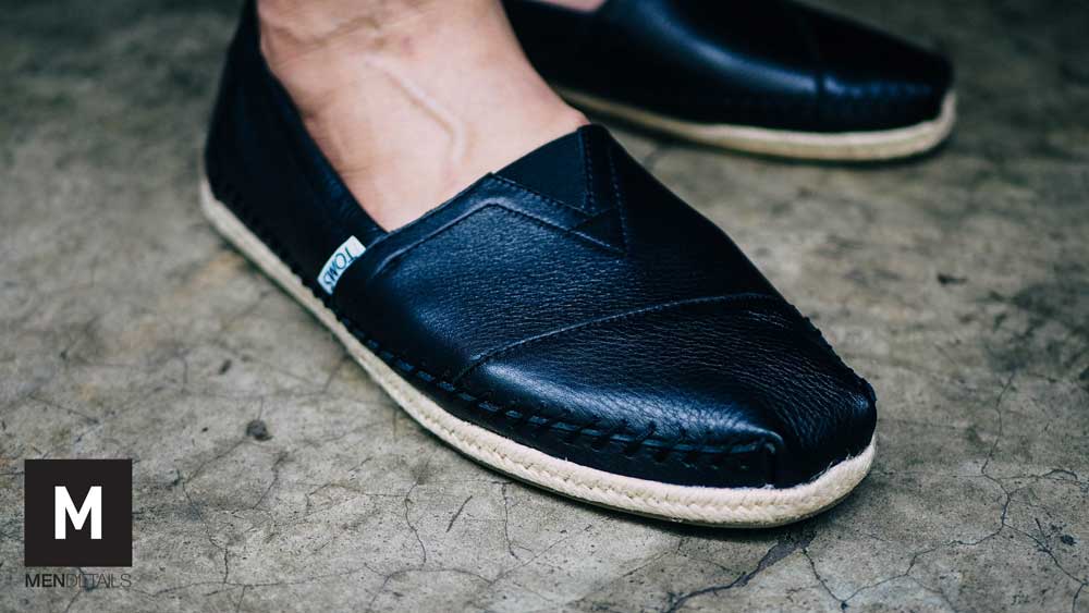 TOMS-classic-black-leather-6