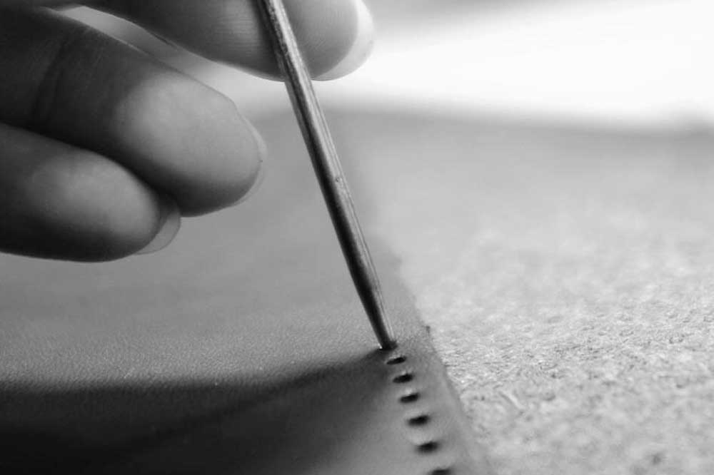 sew-and-needle-making